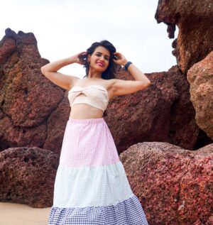 Priya Ahuja Instagram - Dear God,
if today I lose my hope
Please remind me that Your plans are better than my dreams.

Photographer: @jayakrishnank_j
Outfit: @urbanic_in
Styled by: @style_deintrepide