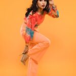 Priya Ahuja Instagram - Don't forget, while you're busy doubting yourself, someone else is admiring your strength. PHOTOGRAPHER: @photo_vinayak STYLIST: @style_deintrepide OUTFIT: @myfriday.in MAKEUP: @makeup_dharmivaid