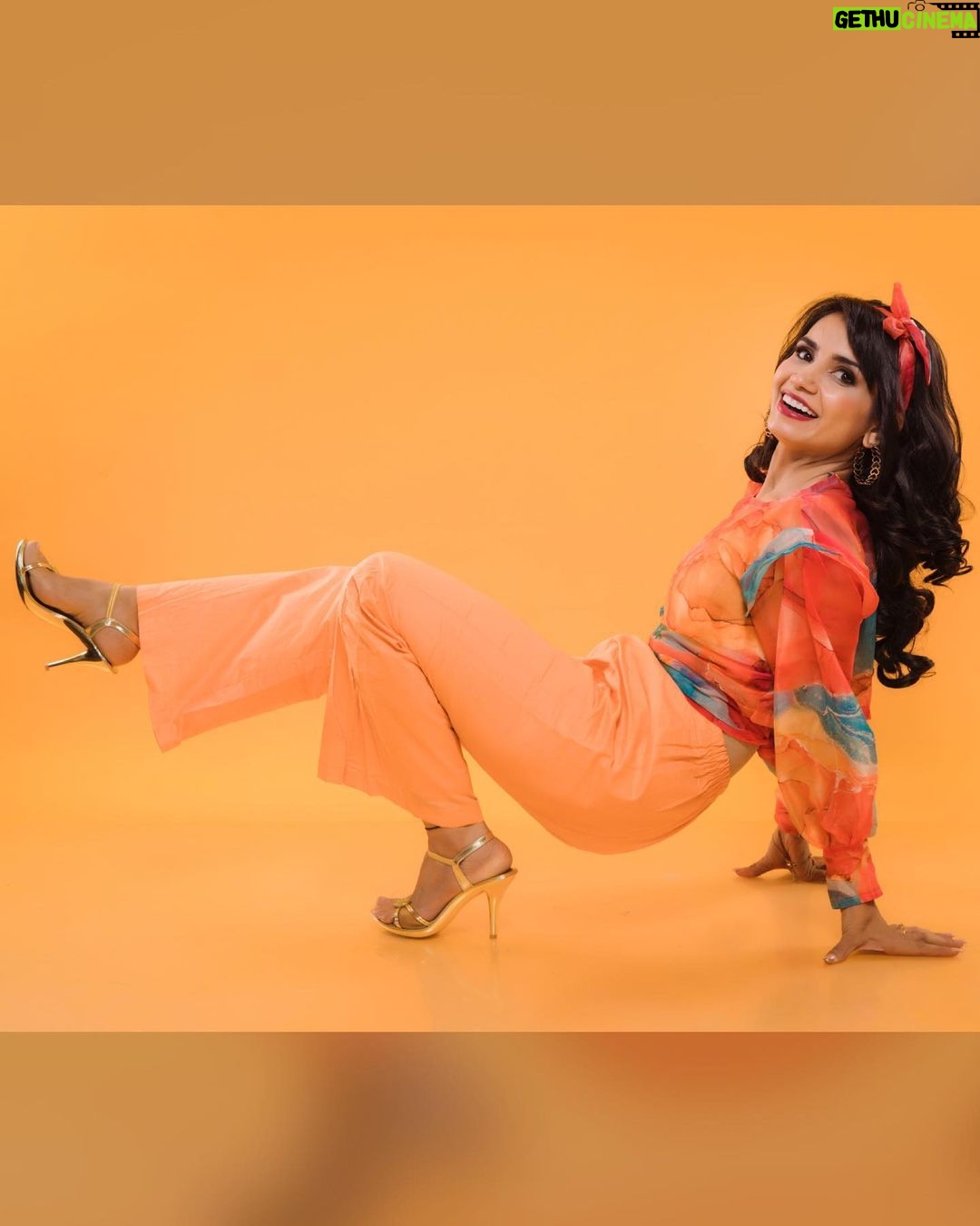 Priya Ahuja Instagram - Don't forget, while you're busy doubting yourself, someone else is admiring your strength. PHOTOGRAPHER: @photo_vinayak STYLIST: @style_deintrepide OUTFIT: @myfriday.in MAKEUP: @makeup_dharmivaid