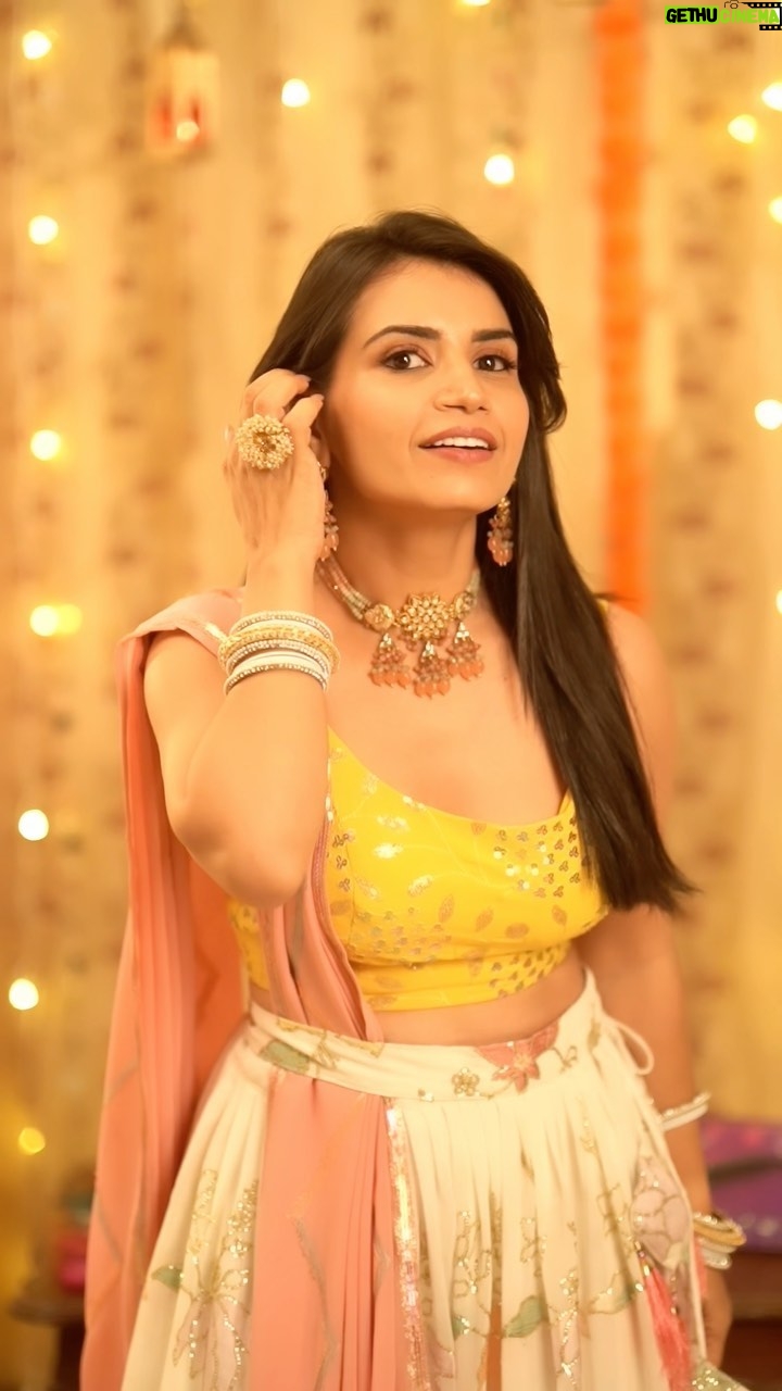 Priya Ahuja Instagram - Diwali Card Party is the most awaited thing for me from the zillion ways about #HowIndiaCelebrates Diwali. 💫 Every year, me and my family host a Diwali Card party at our place and due to all the party arrangements and festivities, I always end up rushing which makes me miss out on my glamorous Diwali look. But not anymore! Thanks to @PhilipsIndia’s Hair Straightening Brush, I get to style my hair naturally straight, shiny, and bouncy within 5 minutes*. Its thermoprotect feature also helps me glow up with minimal hair damage. A gem of a product in its real sense! ✨🔥 Get the Philips Hair Straightening Brush today and this festive season #CelebrateWithCare #Diwali #festive #DiwaliParty #indianfestival #beauty #style #philips #HairStraighteningBrush #DiwaliFestival #FestiveSeason #Dhanteras #DiwaliCardParty #FestivalofLights #PhilipsHSB #Anywhereanytime #Philips #AD