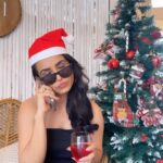 Priya Ahuja Instagram – When Christmas is just Around the corner!!
Stylist: @style_deintrepide
Makeup: @makeupbyurmee
Location: @thenestbandra X @avinashnaykodi