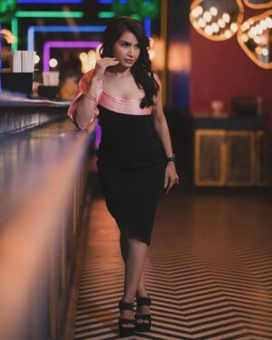 Priya Ahuja Instagram - She’s a sensitive soul with a warrior spirit

Photographer: @photo_vinayak & @clickmegood_
Stylist: @style_deintrepide 
Outfit: @meeamifashion X @amit_bhardwaj_meeamifashion
Make-up: @makeoverbydipika 
Location: @lordofthedrinksandheri