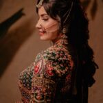 Priya Ahuja Instagram - Ur next door Desi Girl ❤️ Photographer: @photo_vinayak Stylist: @style_deintrepide Team: @stylist.diya.bulani Outfit: @rajarani_couture Jewellery by: @ashok_satra_bridal_jewellery @ashok17_weddingrentaljewellery Makeup: @makeoverbydipika ( lehnga look of the day ootd outfit of the day traditional festival festive ready priyaahuja ) #ootd #traditional #lehnga #festival #festivaloutfit