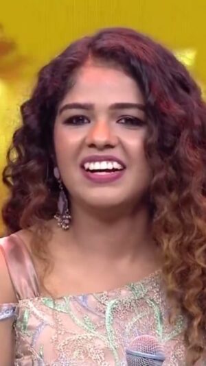 Priya Jerson Instagram - #cookwithcomali #cookuwithcomali #cookwithcomali4 #cookuwithcomali4 #cwc4 #supersinger #supersinger9 #kanakaanumkaalangal #kanakaanumkalangal 
#vijaytvshow 
#hotstarspecials 
#hotstar 
#vijaytelevision 
#disneyplushotstar #lovetoday #lovetodaymovie #love #vijaytvpugazh #srustidange #leo #naaready #naready #readysteadypo #readysteadypoo #priyajerson #priyajersonsupersinger9 @priya.jerson