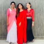 Priya Jerson Instagram – 3 different shades of women❤️❤️❤️ @aruna_ravindran @v___pooja 

#supersinger #supersinger9 #vijaytv #vijaytelevision #priyajerson #arunasupersinger9 #poojavenkat #supersingers