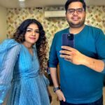 Priya Jerson Instagram - 💙💙💙 Gobind jiiiii @govindprasad93 Costume - @styl_chennai #priyajersonsupersinger9 #supersinger9 #supersingerpriyajerson #vijaytelevision #vijaytv #supersinger