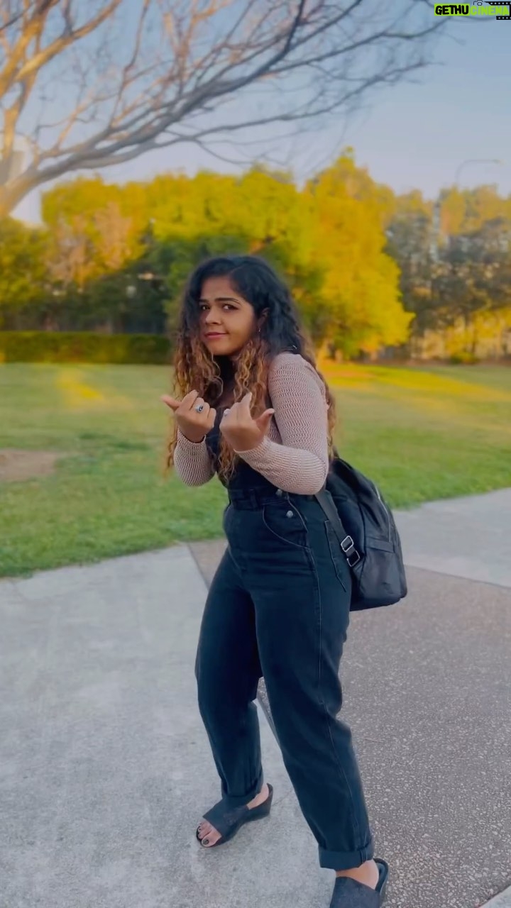 Priya Jerson Instagram - 🇦🇺B.R.I.S.B.A.N.E🇦🇺 @srinidhi_sriprakash ❤️ #priyajerson #supersinger9 #vijaytv #vijaytelevision #supersinger #priyajersonsupersinger9 #australia #tamilbgm #brisbane #brisbanecity #chennai Brisbane, Queensland, Australia