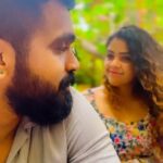Priya Jerson Instagram - Calm guy + Hyper girl😂😅🫣= synco sync 🤝🏾🧿✌️🕊️❤️ How do u even tolerate me😌🫡 @_.django._ #priyajerson #supersinger #supersinger9 #supersingerpriyajersion #vijaytelevision #vijaytv #chennai #chennaidiaries #nammachennai #vijaytvshow #goodday Manchatti Restaurant