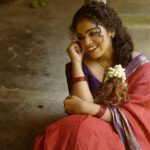 Priya Jerson Instagram - அற்புதமான ஒன்று நடக்கப்போகிறது என்று எப்போதும் நம்புங்கள்❤️ 📸 : @chitrapriyadarshini Mua : @m.m_by_madonna 🥻: @ithal.india #priyajerson #priyajersonsupersinger9 #supersinger #supersinger9 #vijatv #vijaytelevision #vijaytvshow