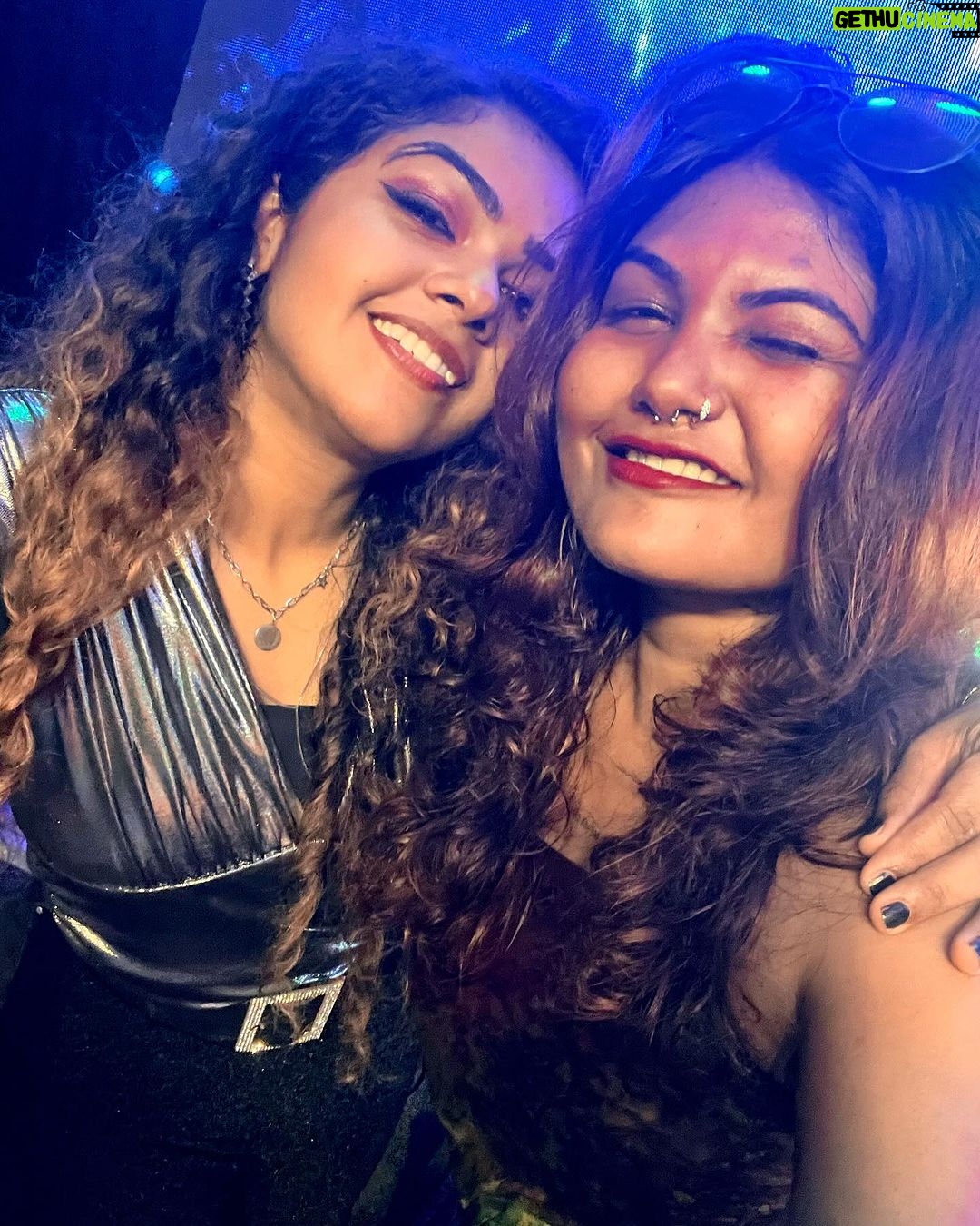 Priya Jerson Instagram - After long tym Ma celebrity girl ❤️🫂😘 @priya.jerson Oru maattavum illa bla bla bla bla bla 😅😌 Coimbatore, Tamil Nadu