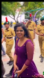 Priya Jerson Instagram - 😍❤️🙈👋 Thanks for all the love @snsinstitutions 👗 : @styl_chennai #vijaytelevision #supersinger9 #supersinger #vijaytelevision #vijaytv #priyajersonsupersinger9 #priyajerson