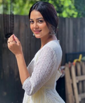 Priyal Mahajan Instagram - By grace, she’ll make it🤍
Outfit- @idaho_o