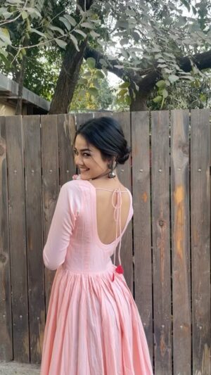 Priyal Mahajan Instagram - 💗
#reelsinstagram #yemanpurumangaye #trendingreels #explorepage