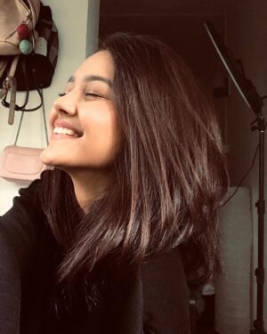 Priyal Mahajan Instagram - Blessed in the chaos🤍