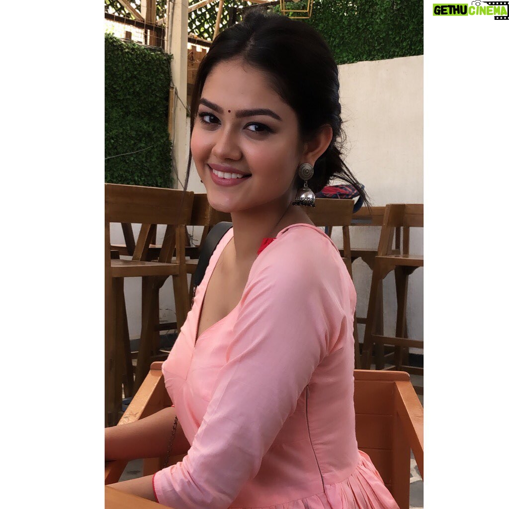 Priyal Mahajan Instagram - ❤️ Makeup- @makeupmistress_uneza Mumbai, Maharashtra
