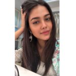 Priyal Mahajan Instagram - Happy sunday❤️🌸