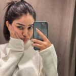 Priyal Mahajan Instagram - MOOD