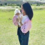 Priyal Mahajan Instagram - I was made for sunny days🌸🌞 Live, Laugh, Love💗