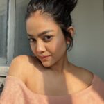 Priyal Mahajan Instagram - I think I’m in a love triangle🥵.... I love myself, myself love me, me loves I🤪