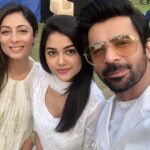 Priyal Mahajan Instagram - ❤️ @whosunilgrover @sarahjanedias Pataudi House
