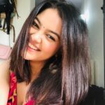 Priyal Mahajan Instagram - ❤️Sending love and smiles to who ever needs it today❤️