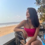 Priyal Mahajan Instagram – Paint the sky make it yours 🧜‍♀️🌊🌸💗