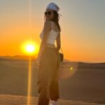 Priyal Mahajan Instagram - When you see the setting Sun☀️🌅 Priyal calls it a day well done👏🏻🧡💛 #dxbdiaries