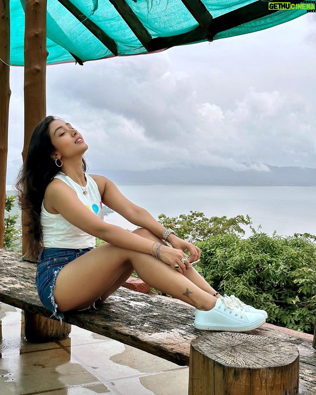 Priyamvada Kant Instagram - Don’t swipe to the last one 🤭