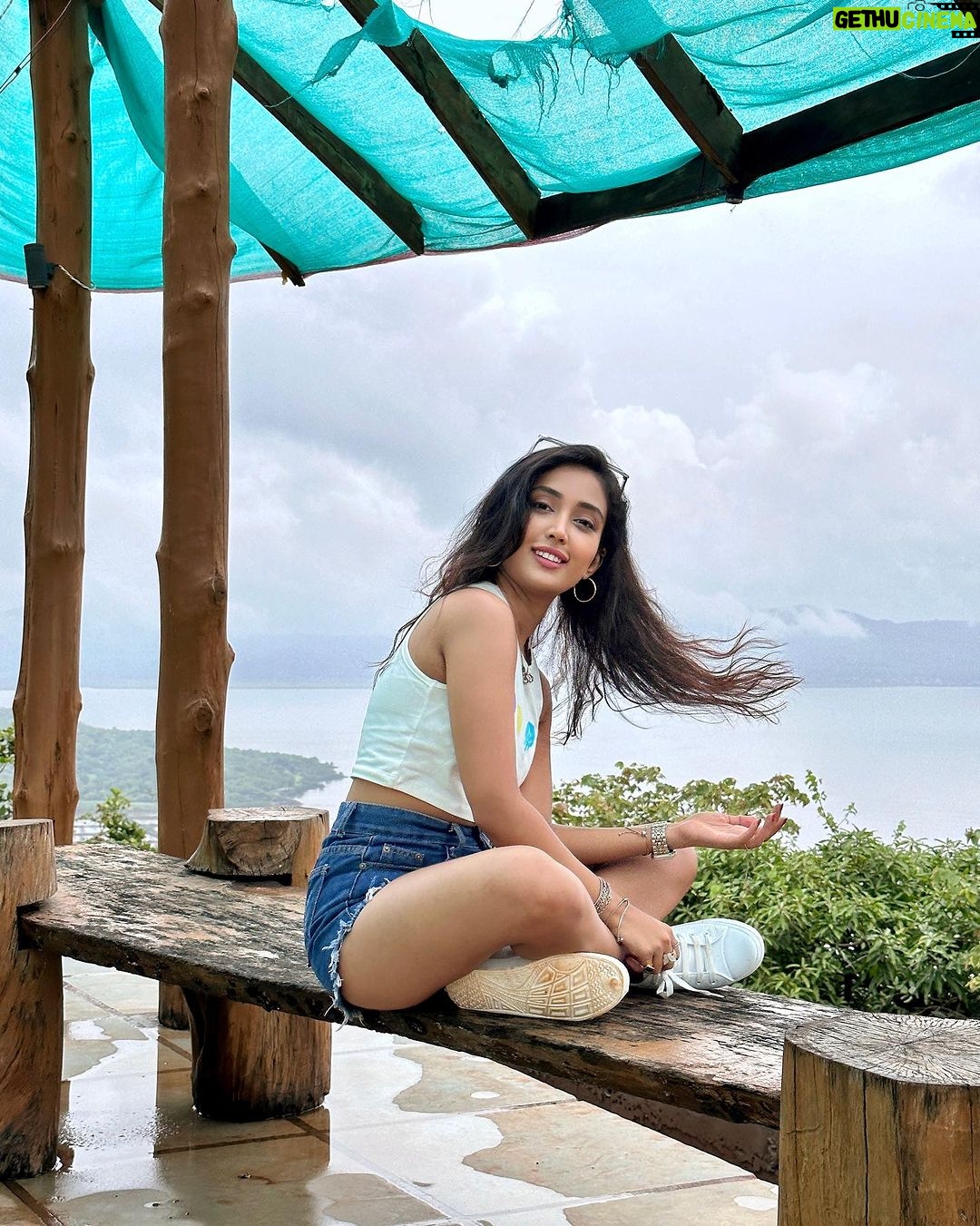 Priyamvada Kant Instagram - Don’t swipe to the last one 🤭