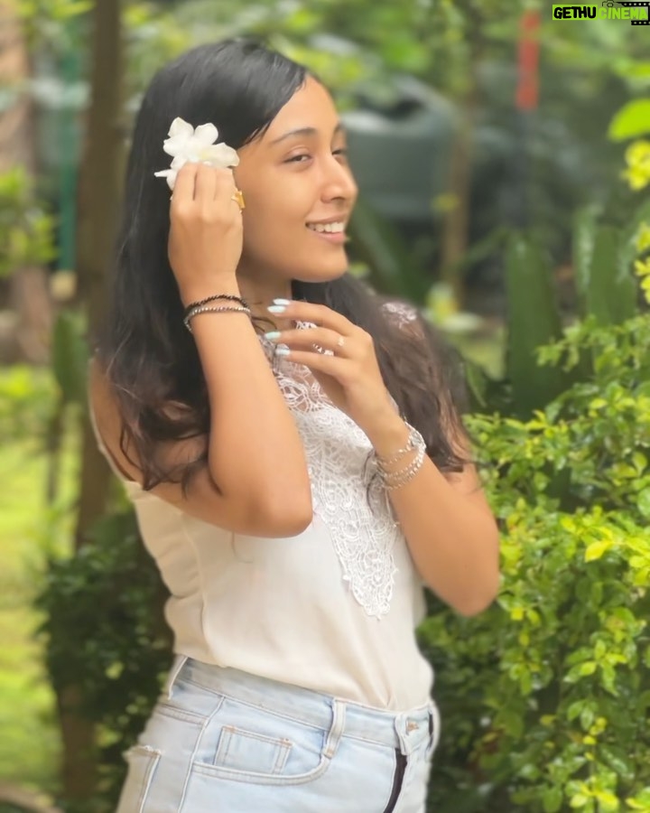 Priyamvada Kant Instagram - No make up just wake up🕊️🍀