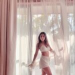 Priyamvada Kant Instagram - 🧚🏼‍♀️ listening to your fav playlist and chilling is therapy!