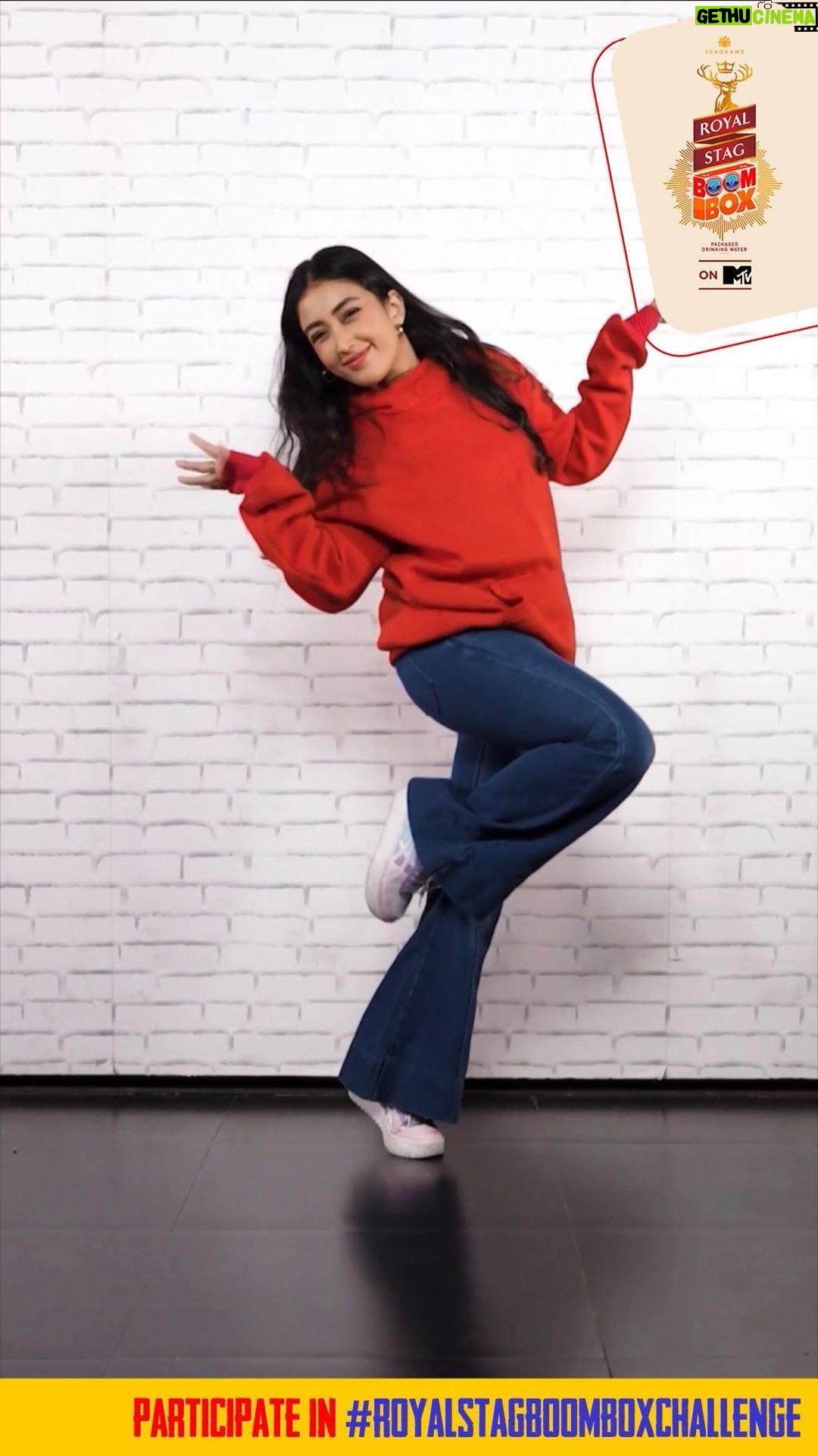 Priyamvada Kant Instagram - #collaboration with @royalstagliveitlarge Wassup people? How did you find my dance moves on the party anthem of the year, Hoodie for the #RoyalStagBoomboxChallenge? 🕺 If you are up for the challenge then participate by sharing your dance moves on the Hoodie song audio. Don’t forget to tag @RoyalStagLiveItLarge with #RoyalStagBoomboxChallenge for a chance to win exciting prizes*! To listen to the full track of Hoodie, follow @royalstagliveitlarge and hit link in their bio! *T&C Apply #RoyalStagBoombox #Hoodie #LiveItLarge #GenerationLarge #NikhitaGandhi #bali