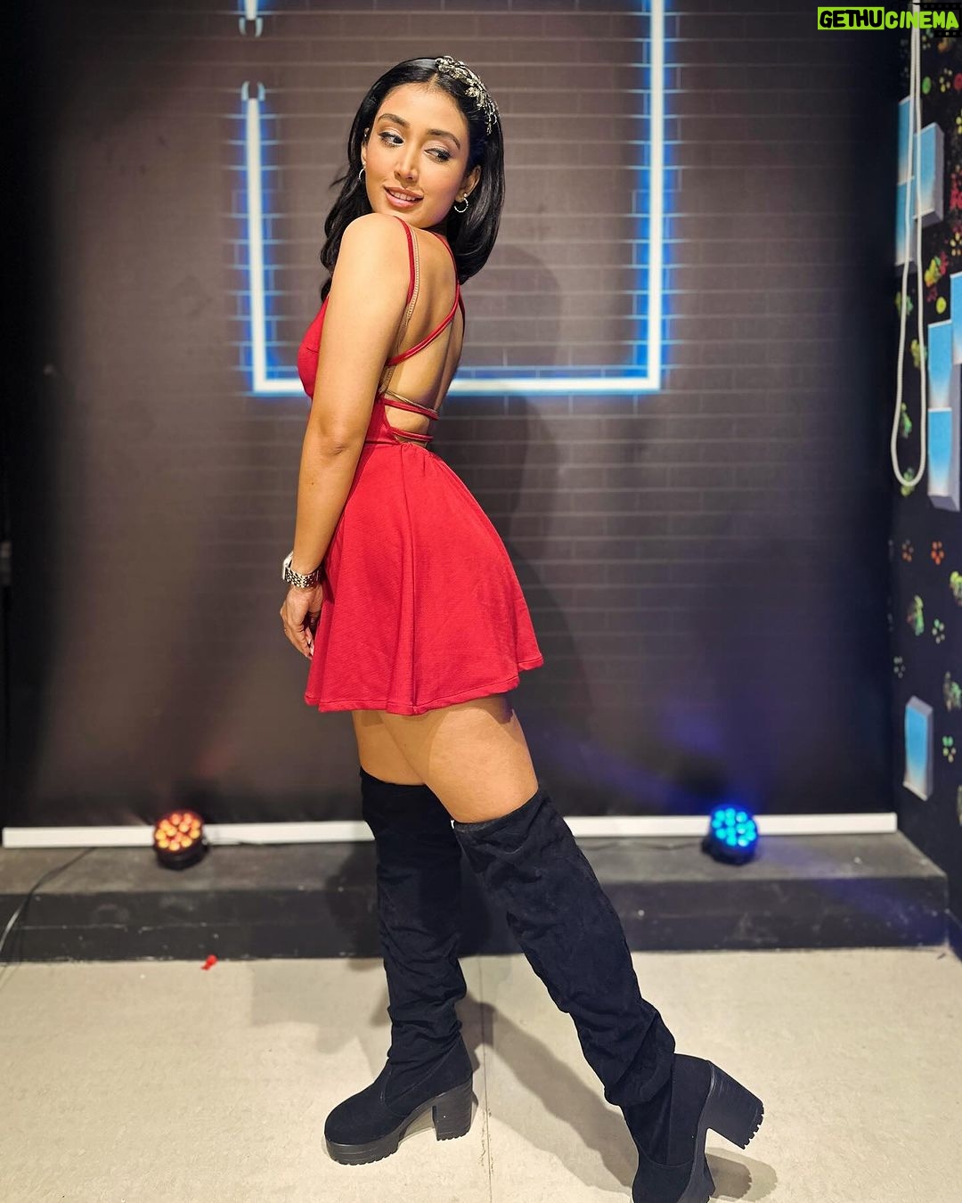 Priyamvada Kant Instagram - Merry Christmas 🎄 💫