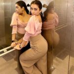 Priyamvada Kant Instagram – Salmon pink 🐷