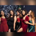 Priyamvada Kant Instagram – – ALL THE JINGLE LADIES 🍾 #fulldope
It was a wonderful night 😻 Special thanks to @reecha_sinha @surajmm for graciously hosting a lovely evening 🥂 It was so nice seeing everyone!

📸 – @travel.with.sharmajii