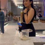 Priyamvada Kant Instagram – Goan experience in mumbai 🤤

#GoanGetawayAtFairfield #GoanFoodFestival