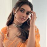 Priyanka Mohan Instagram – Spamming on the go 🤷🏻‍♀️

📸  by my talented hairstylist/ photographer @chinnahairstylist 🧞‍♂️ 

PS: last one  is my favourite🥶