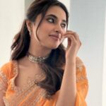 Priyanka Mohan Instagram – Spamming on the go 🤷🏻‍♀️

📸  by my talented hairstylist/ photographer @chinnahairstylist 🧞‍♂️ 

PS: last one  is my favourite🥶