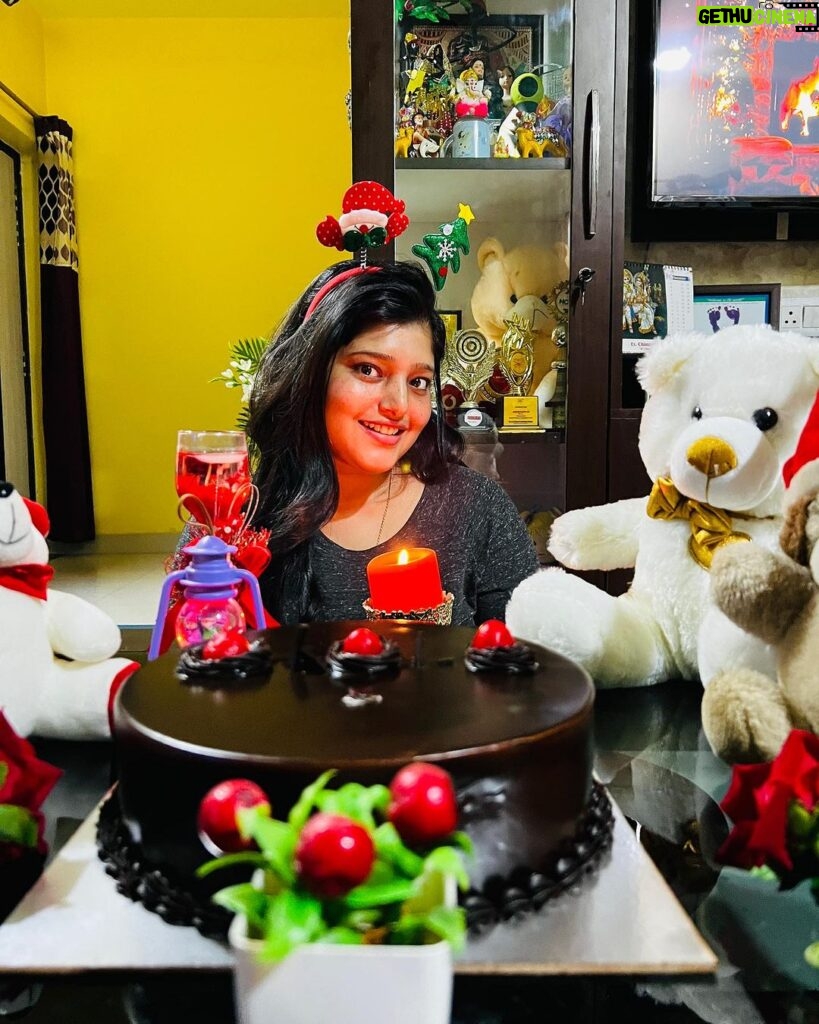Priyanka Panigrahi Instagram - #cristmas celebrations at 🏡