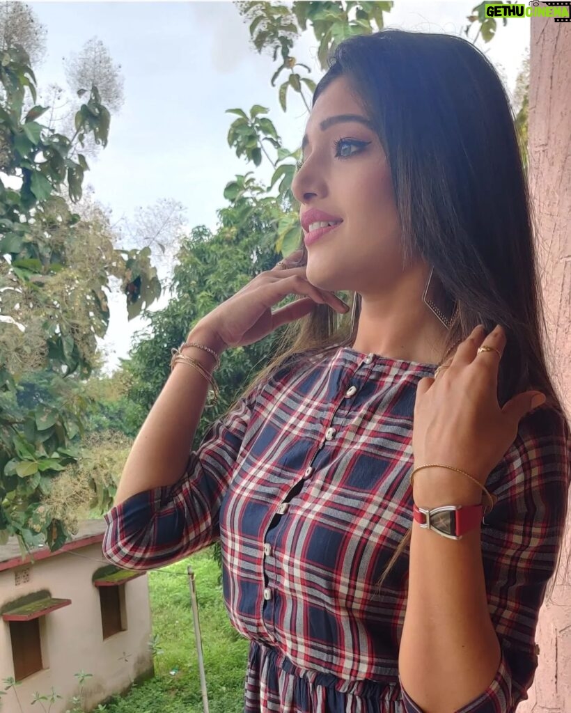 Priyanka Panigrahi Instagram - #gdmrngworld😘😘😍💕💕🙈❤