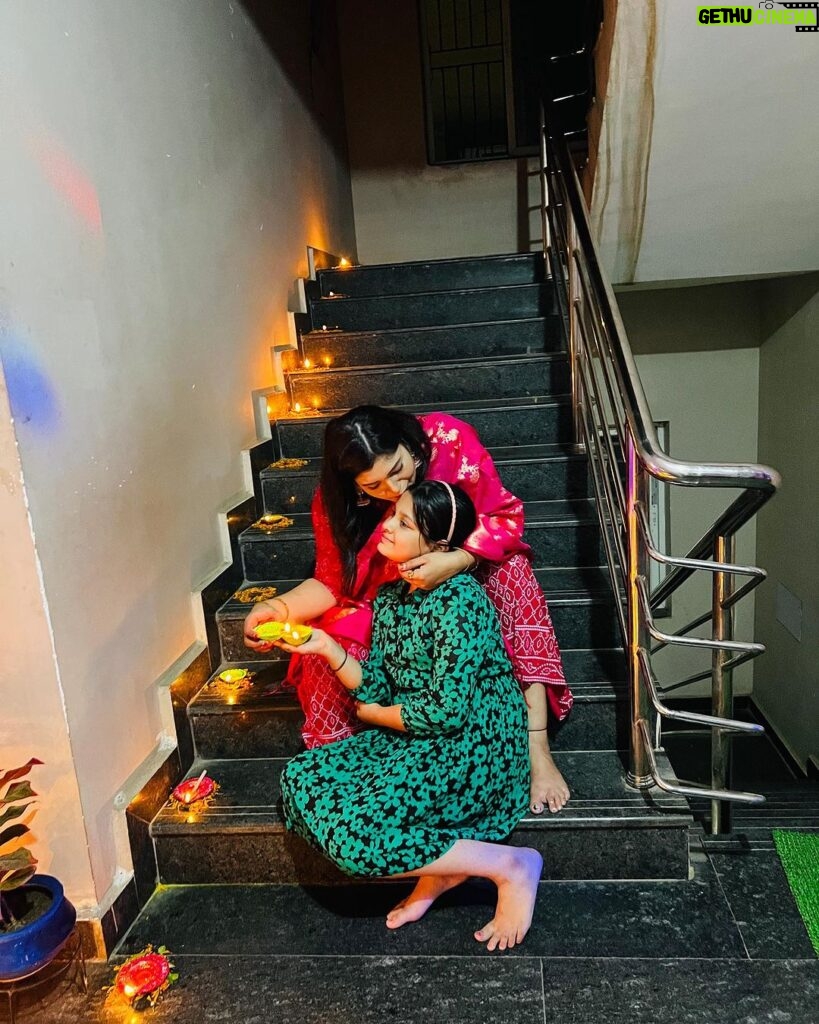 Priyanka Panigrahi Instagram - #diwalidecorations with my doll❤🫶🏻🫶🏻