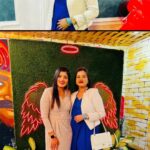 Priyanka Panigrahi Instagram - #happybirthday the most beautiful,caring,loving superstrongwoman in my life🎂🎂🎂🫶🏻🫶🏻 #alwyasbewhatuare👍 #duniakiharkhusimile🙏🏻 #jugjuggjeeyo 😘 #loveumysaninani❤️❤️