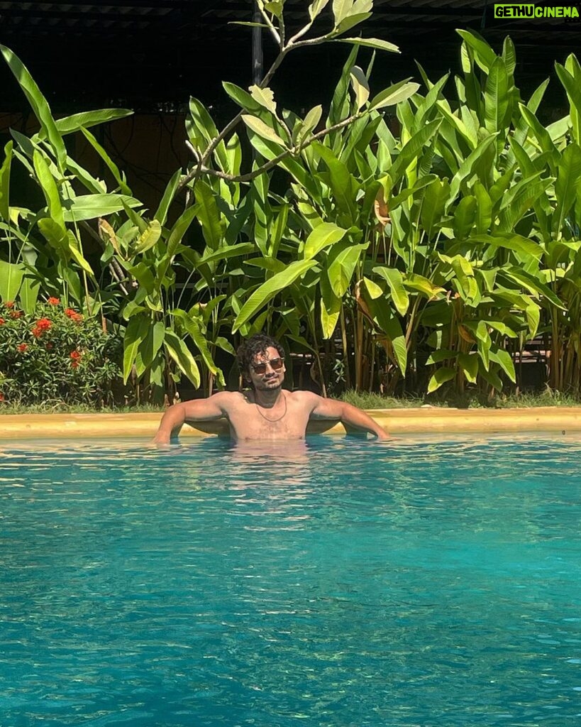 Priyanshu Painyuli Instagram - Basking on the Sun with some water energy 🔆 in a very peaceful n beautiful @toothmountainfarms.