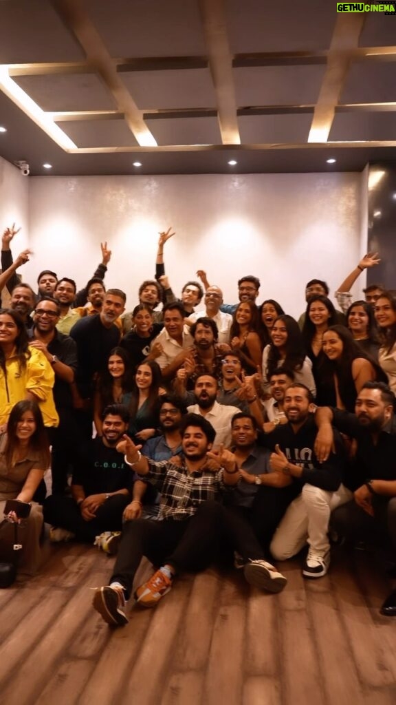 Priyanshu Painyuli Instagram - When The crazy Lakhotians came together to watch their labour of love and celebrate 🤗❤ #sheharlakhot Directed by @nopi only on @primevideoin. Thank you @aanchalja.in for capturing us 🤗🤗 @jollyshruti @sanjayshivv @manurishichadha @iamroysanyal @khalilbachooali @devikabhagat7 @offroadfilms