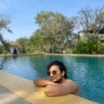Priyanshu Painyuli Instagram – Basking on the Sun with some water energy 🔆 in a very peaceful n beautiful @toothmountainfarms.