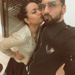 Punit Pathak Instagram - If you’re lucky enough to find a weirdo like this one, never let them go !!! Marry them and annoy them for the rest of your life The weirdo is ME 😬 @punitjpathakofficial Mumbai, Maharashtra