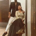 Punit Pathak Instagram - If you’re lucky enough to find a weirdo like this one, never let them go !!! Marry them and annoy them for the rest of your life The weirdo is ME 😬 @punitjpathakofficial Mumbai, Maharashtra