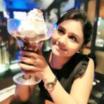 Punnagai Poo Gheetha Instagram - Cup mukkiyam bigilu! 😂 #insta #icecream #love #life #socialising #instafood #instalove