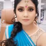Punnagai Poo Gheetha Instagram - Haloo Ungheh salary eh eppadi ethirpaarkeringhe? 💰💰💰