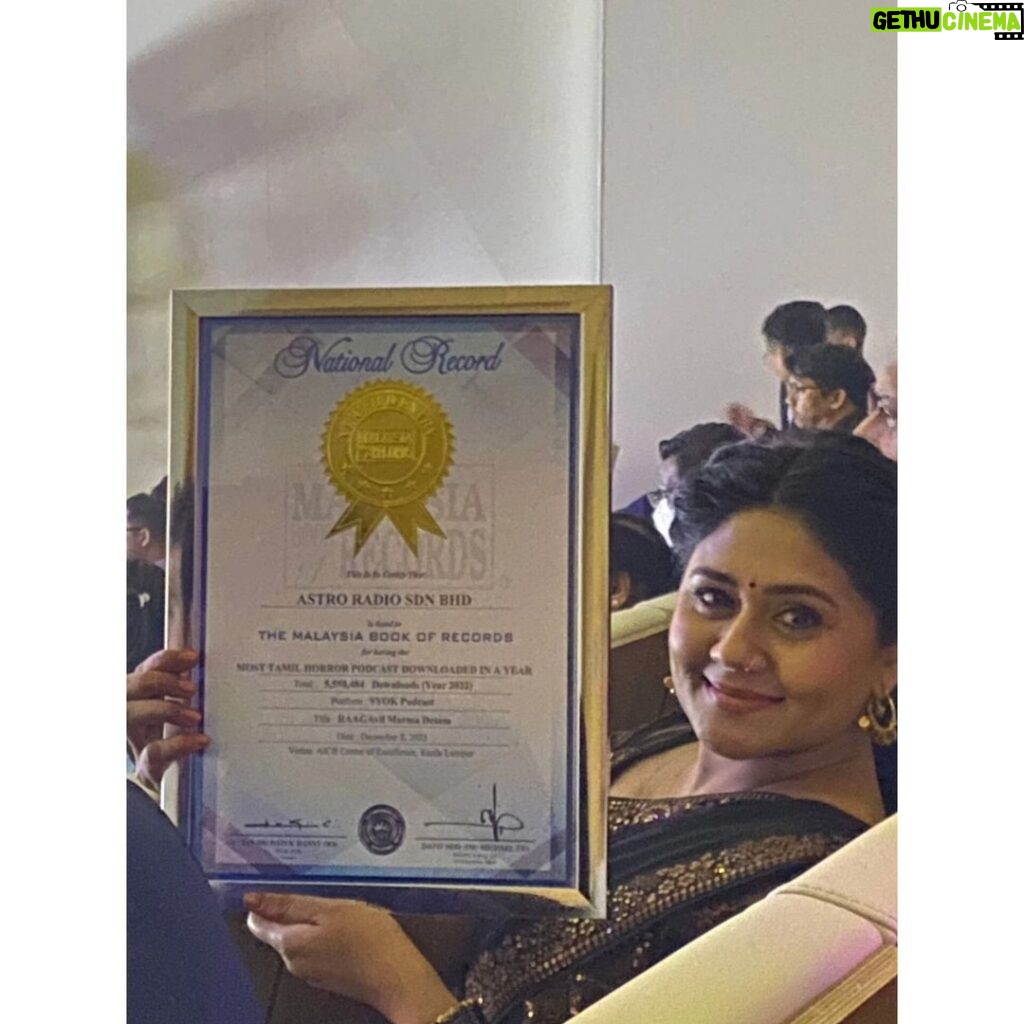 Punnagai Poo Gheetha Instagram - Congratulations to our Punnagai Poo Gheetha on receiving the Malaysian Book of Records for The Most Tamil Horror Podcast Downloaded In A Year for 2022! This was secured for the very famous RAAGAS show RAAGAVIL MARMADESAM 😍♥️ . . Follow us @verrakathaigal #Raagavilmarmadesam #marmadesam #punnagaipoogheetha #gheetha #Syok #SyokPodcast #AnugerahSyok #AnugerahSyokPodcast
